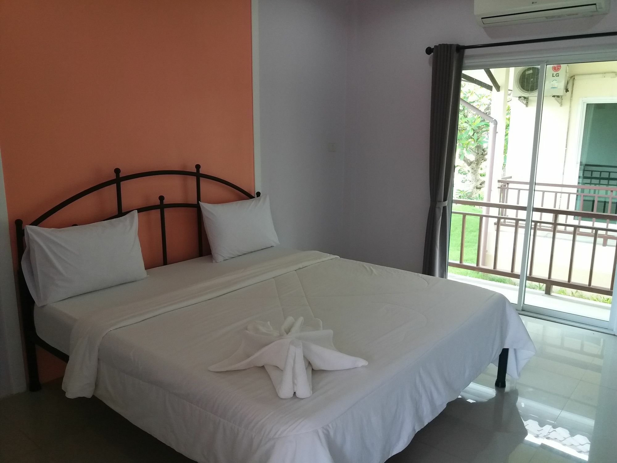 Samsiri Resort Korat Nakhonratchasima Екстериор снимка